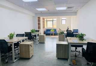 上海自行式房车改装贵不贵